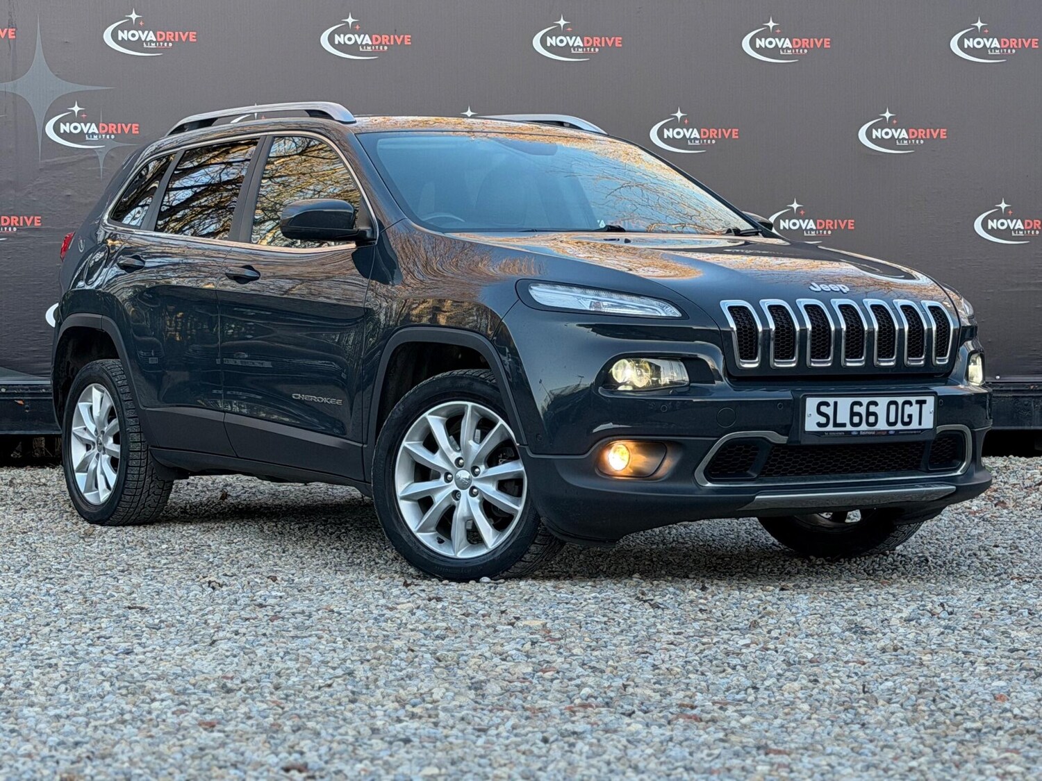 Used Jeep Cherokee 2016 for sale - 77457447: Photo 6