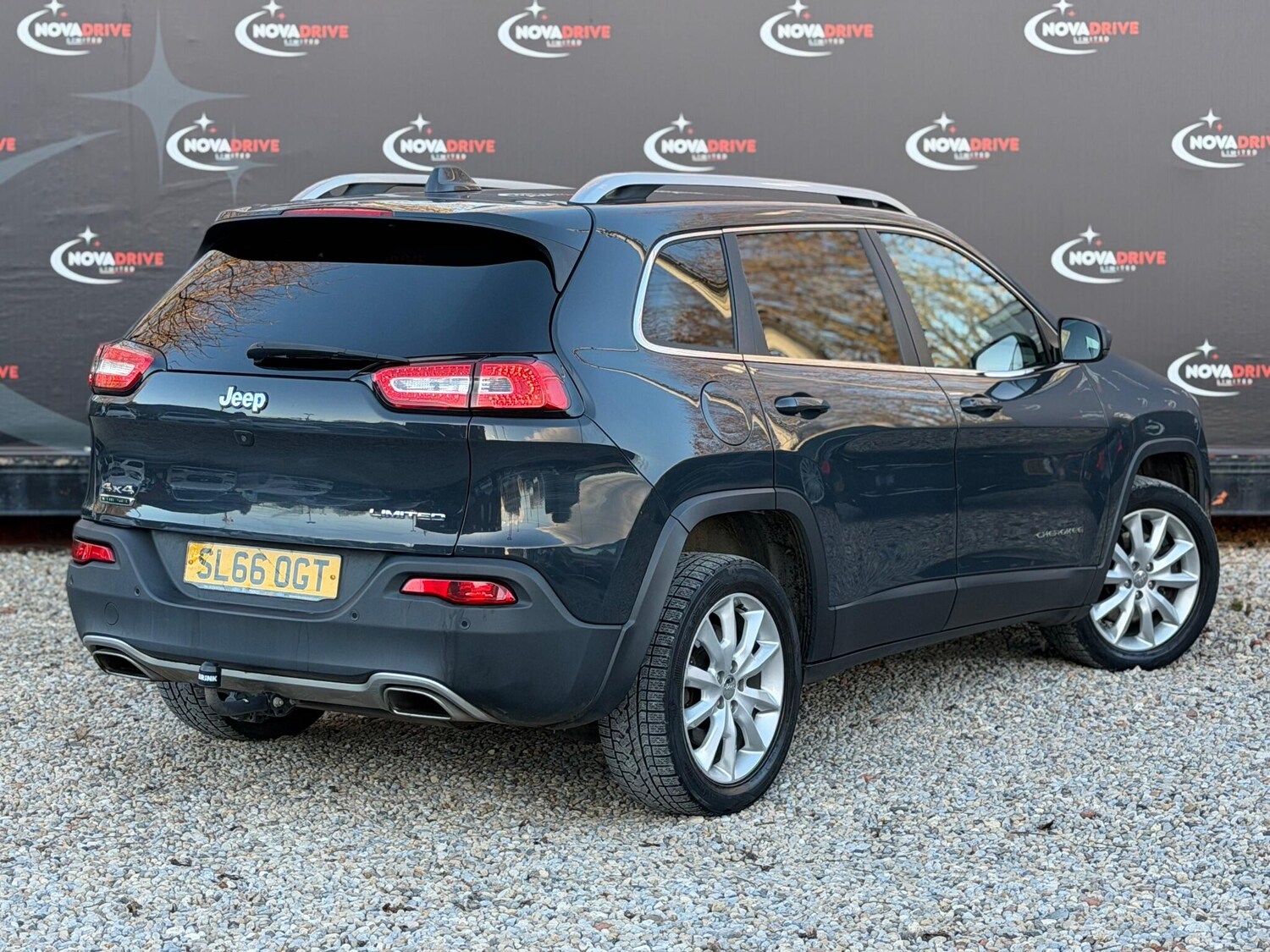 Used Jeep Cherokee 2016 for sale - 77457447: Photo 9