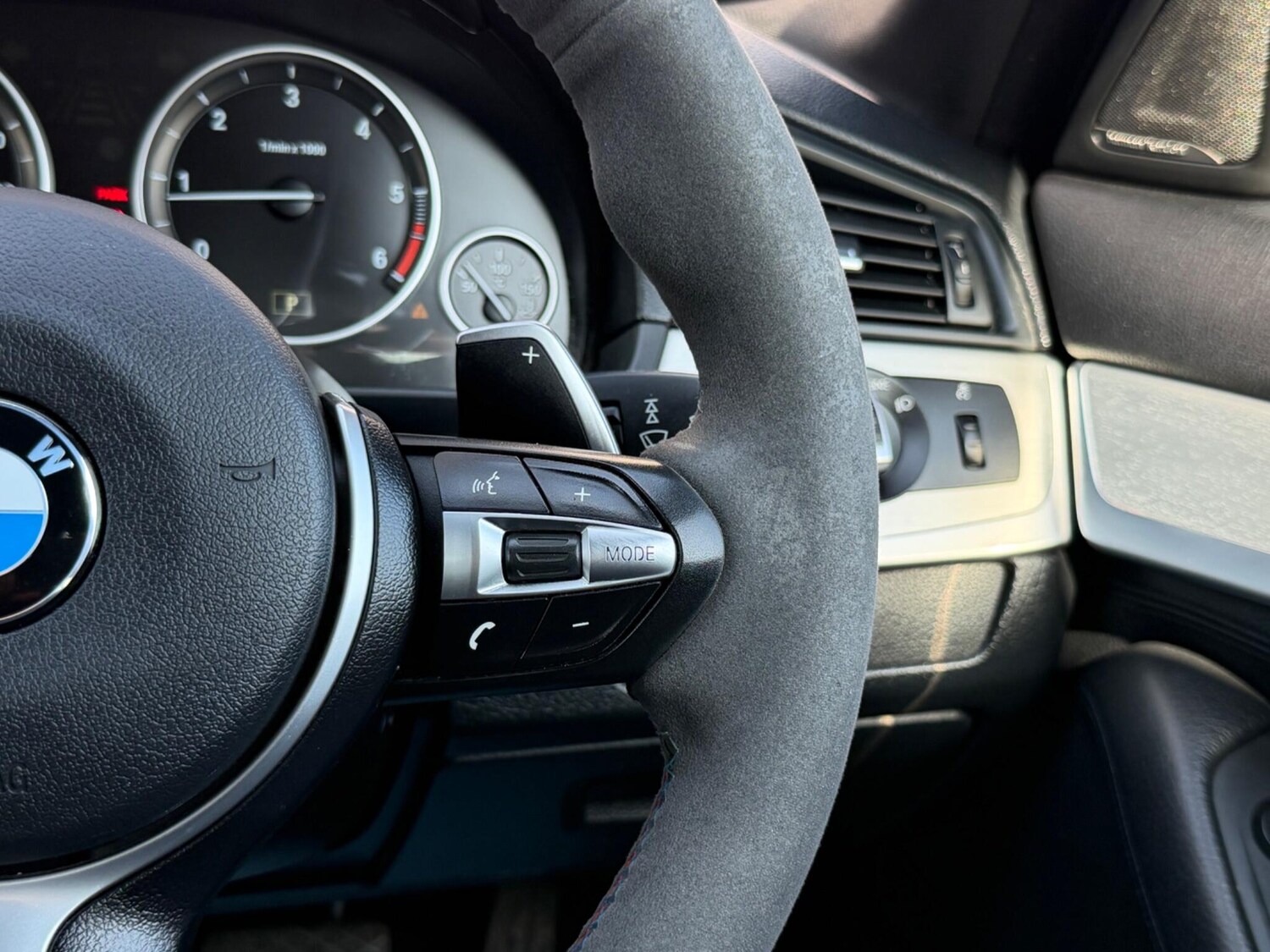 Used BMW 5 Series 2013 for sale - 78220659: Photo 30