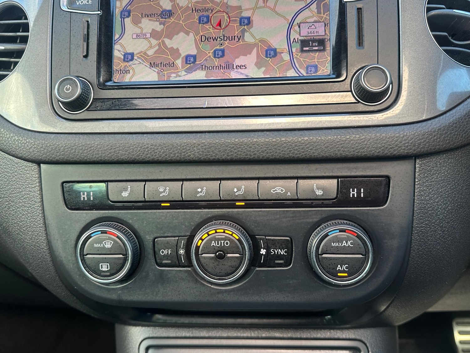 Used Volkswagen Tiguan 2015 for sale - 76701820: Photo 24