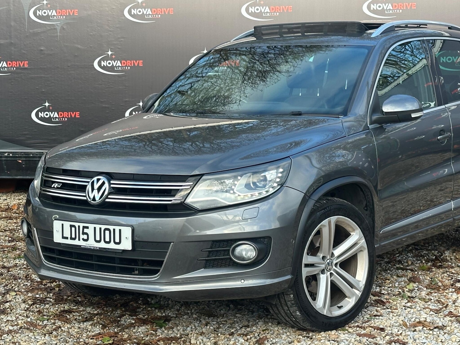 Used Volkswagen Tiguan 2015 for sale - 76701820: Photo 3