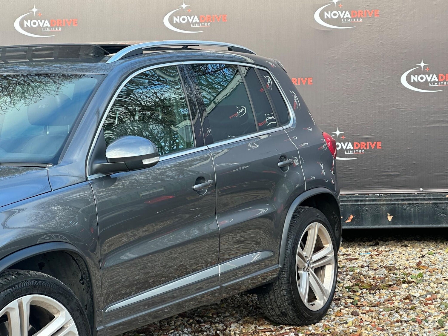 Used Volkswagen Tiguan 2015 for sale - 76701820: Photo 4