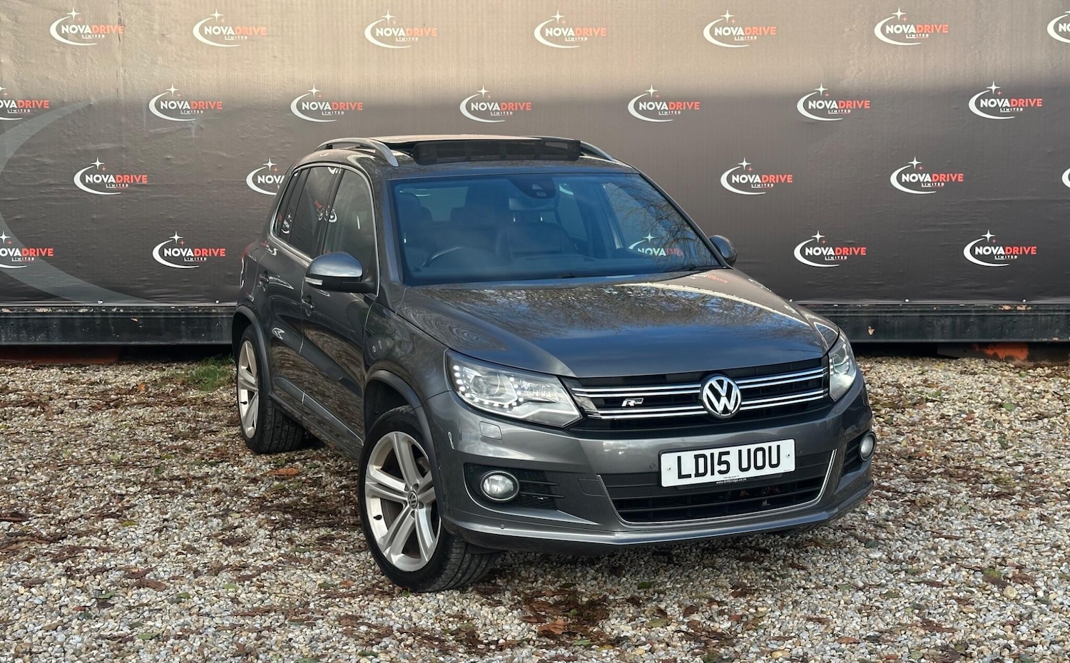 Used Volkswagen Tiguan 2015 for sale - 76701820: Photo 5