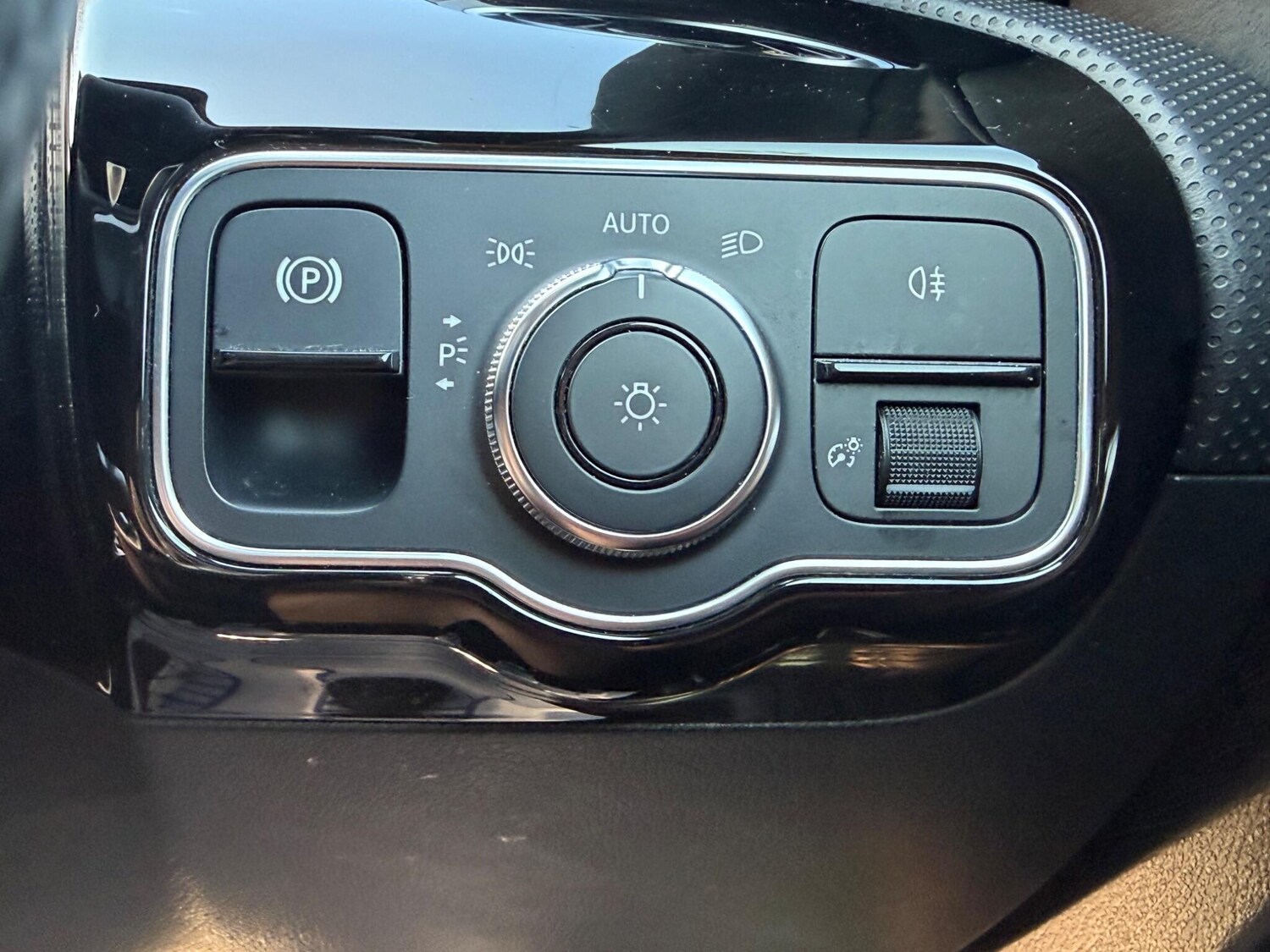 Used Mercedes-Benz A-Class 2018 for sale - 78220654: Photo 34