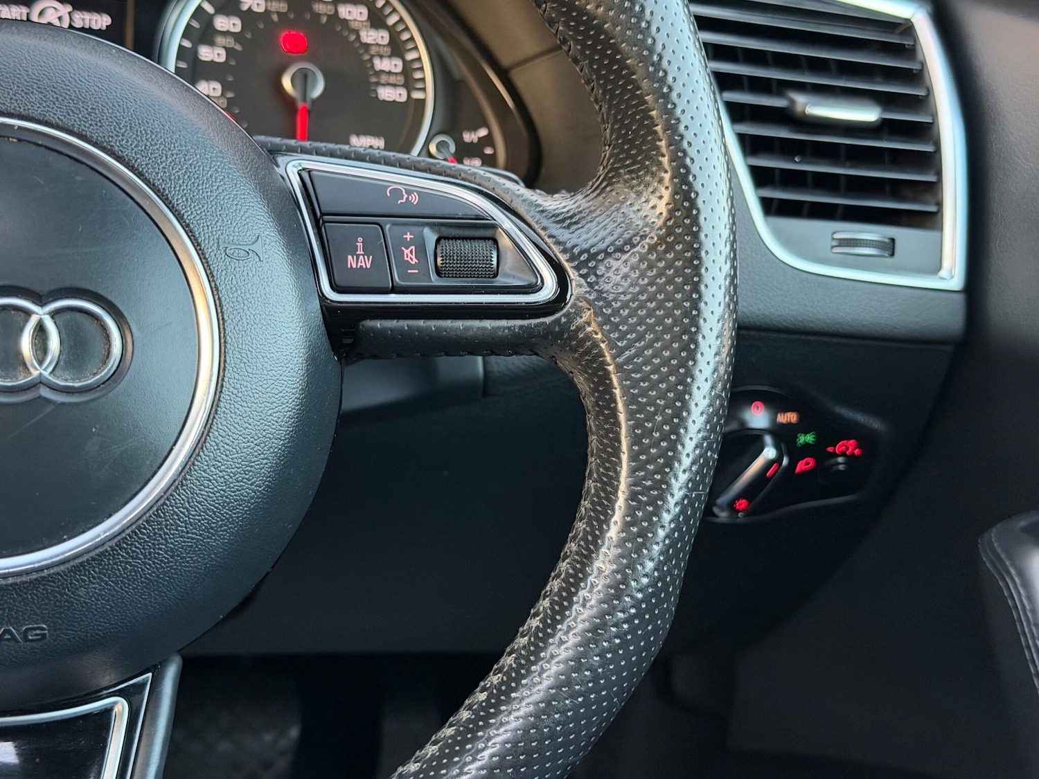 Used Audi Q5 2013 for sale - 76607148: Photo 27