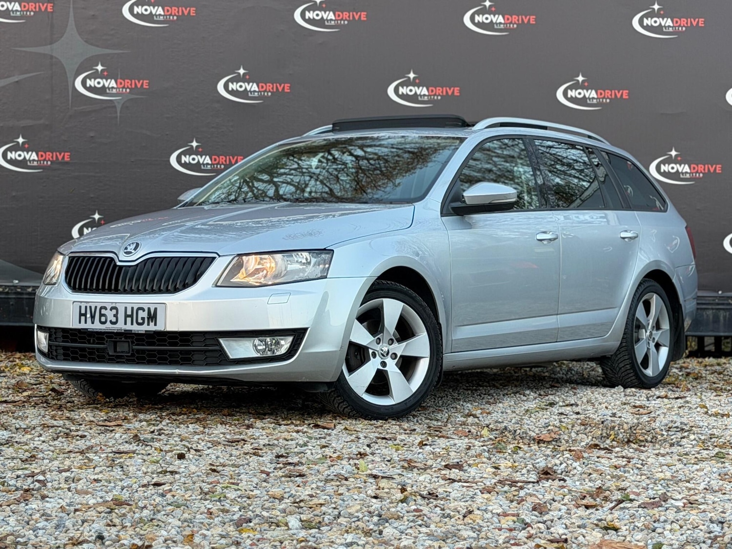 Used Skoda Octavia 2013 for sale - 76607184: Photo 2
