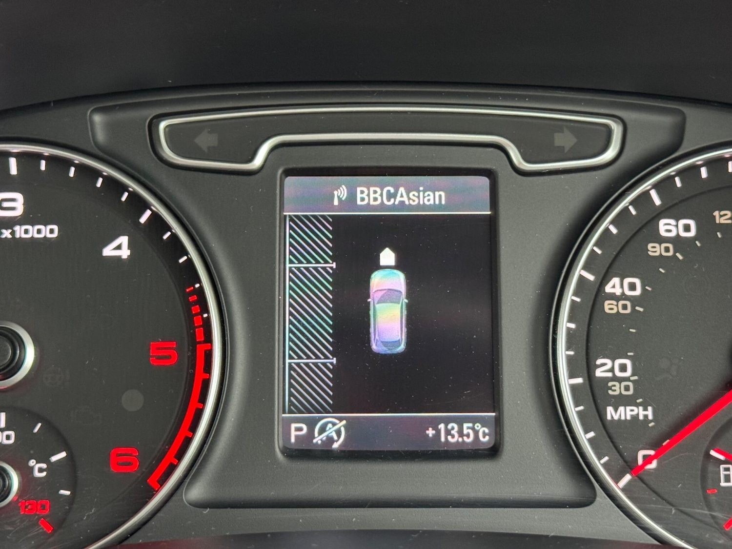 Used Audi Q3 2013 for sale - 76513197: Photo 28