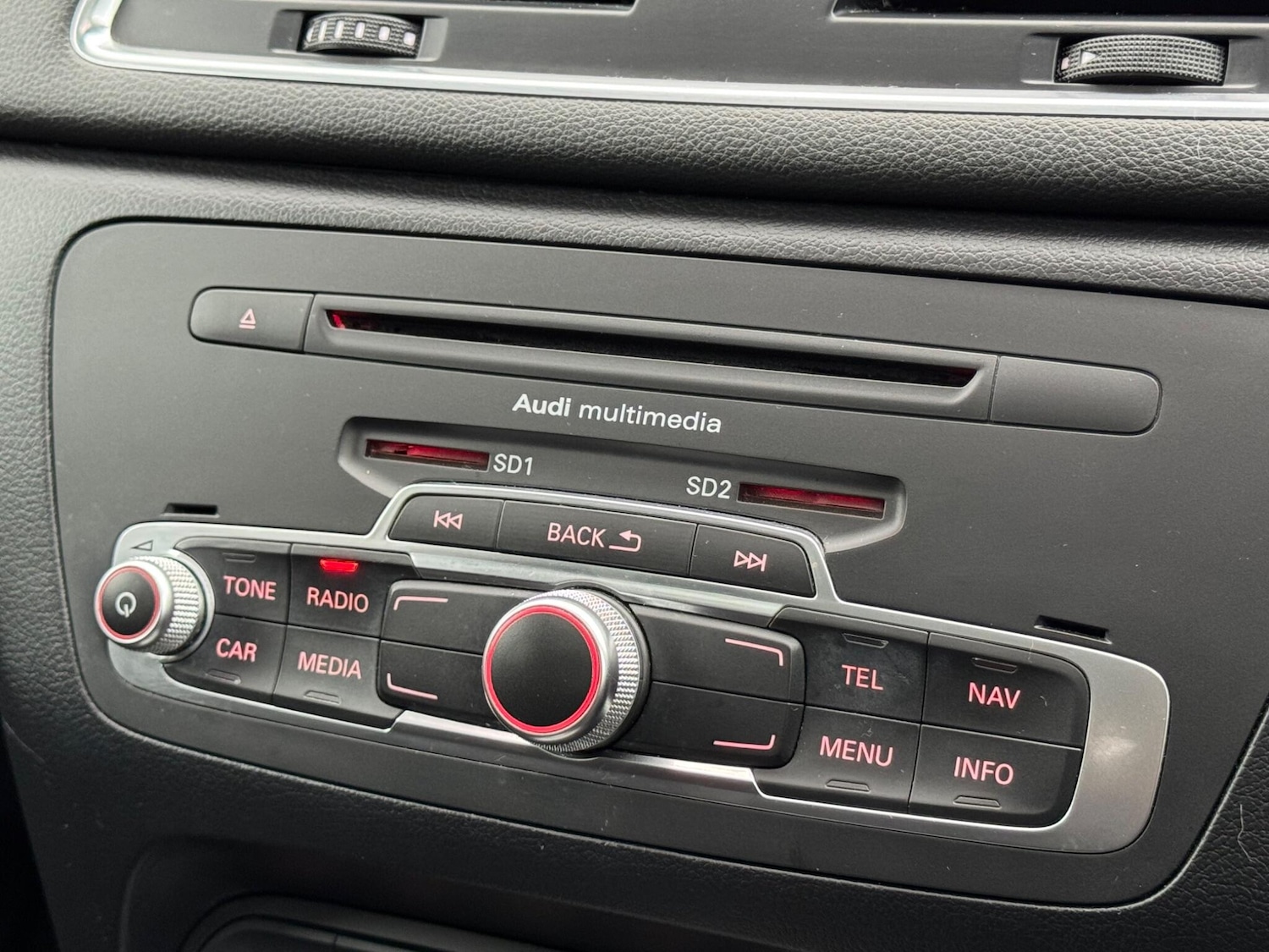 Used Audi Q3 2013 for sale - 76513197: Photo 35