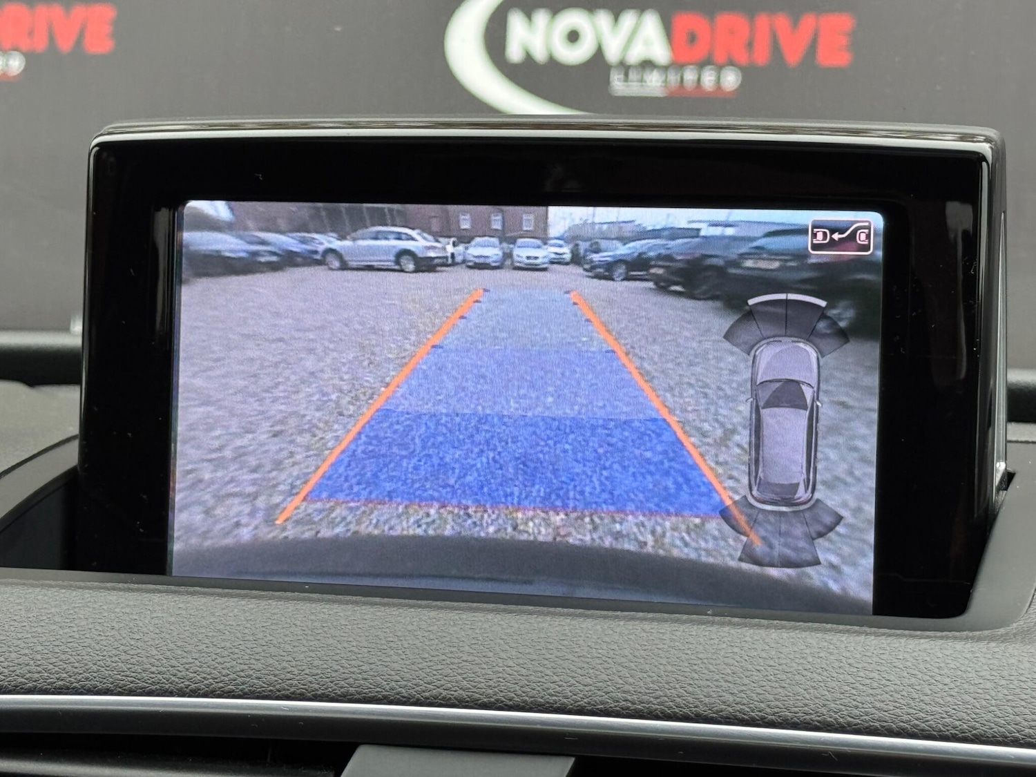 Used Audi Q3 2013 for sale - 76513197: Photo 38