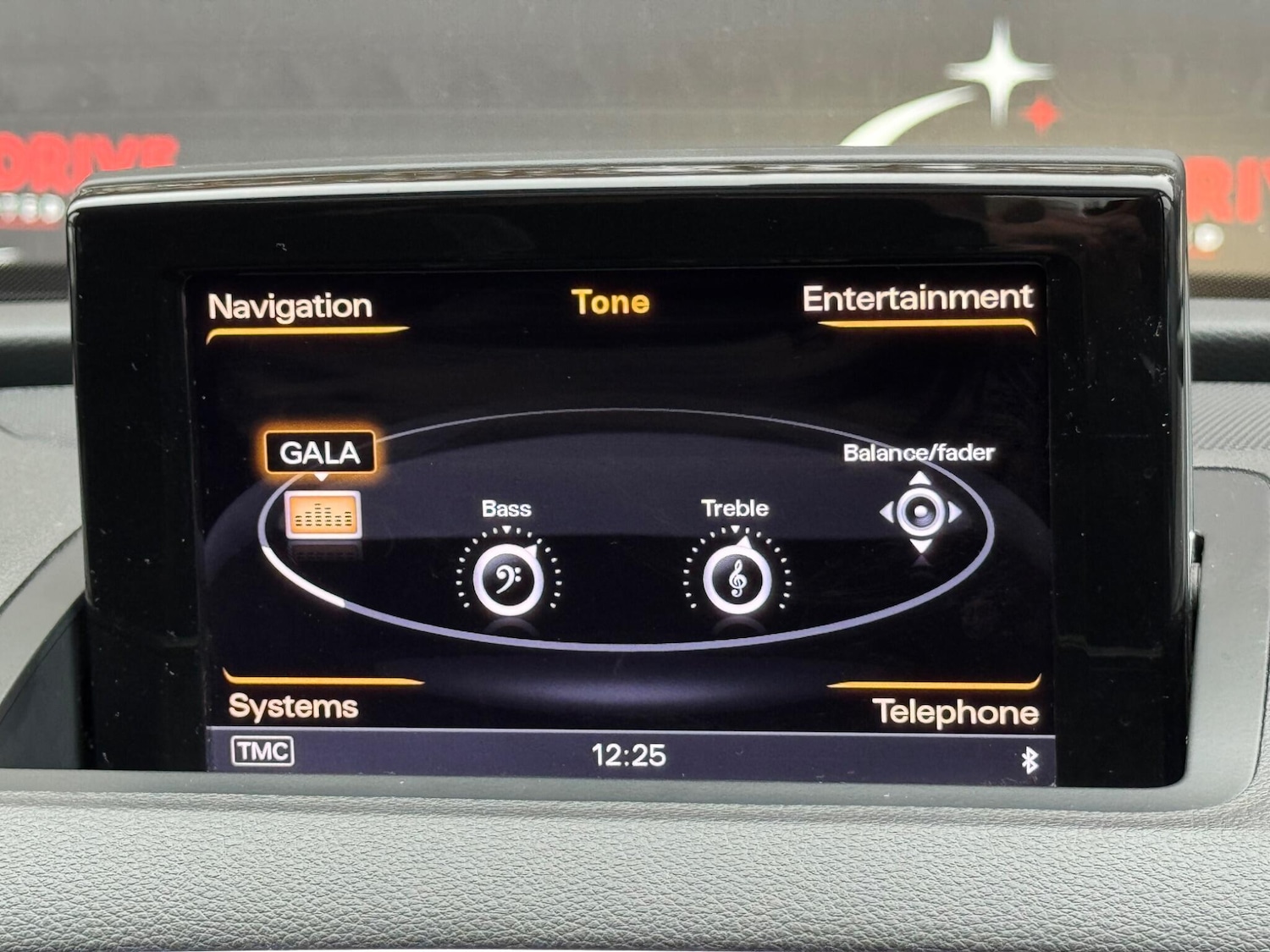 Used Audi Q3 2013 for sale - 76513197: Photo 44