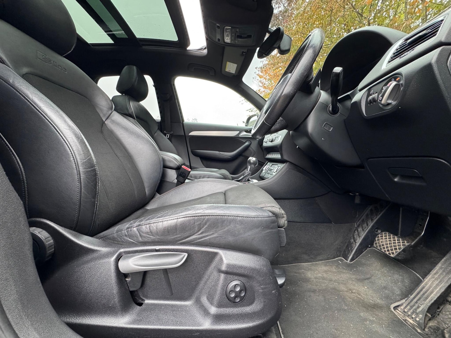 Used Audi Q3 2013 for sale - 76513197: Photo 47