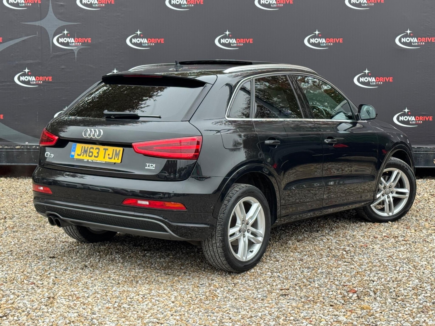 Used Audi Q3 2013 for sale - 76513197: Photo 9