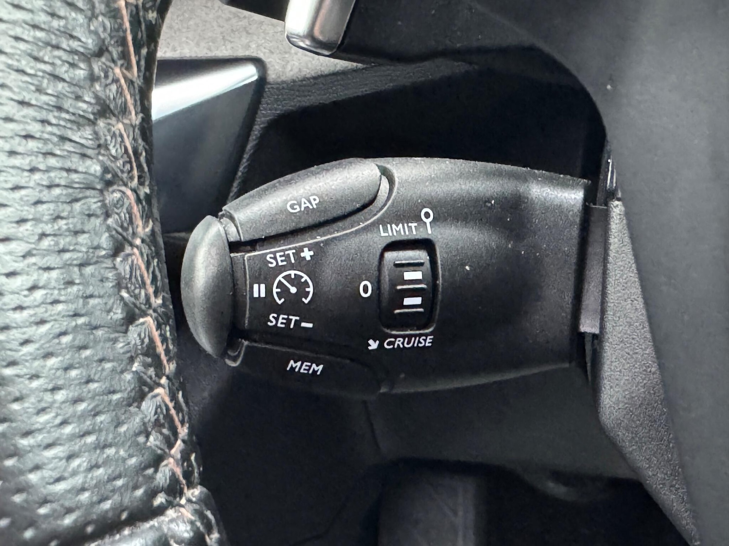 Used Peugeot 3008 2018 for sale - 78220665: Photo 40