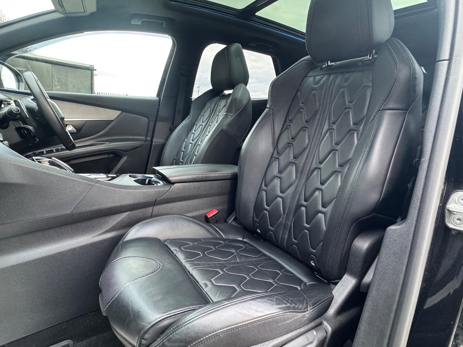 Used Peugeot 3008 2018 for sale - 78220665: Photo 60