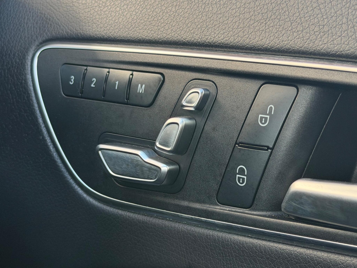 Used Mercedes-Benz A-Class 2017 for sale - 78220124: Photo 27