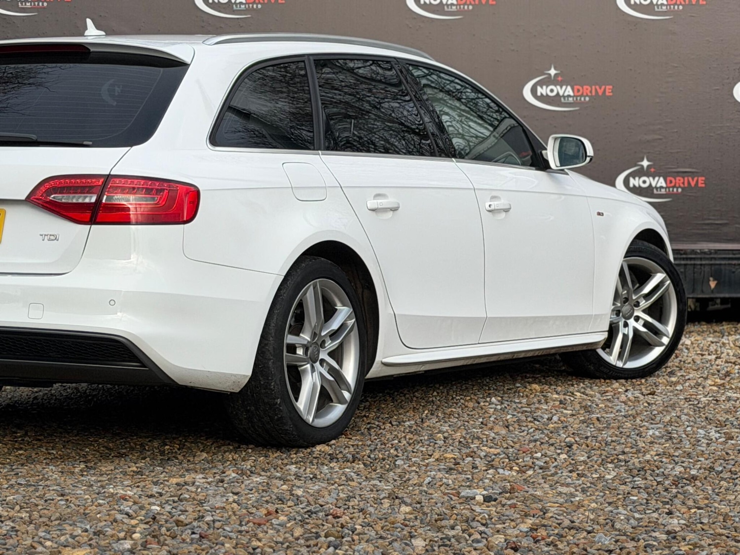 Used Audi A4 2014 for sale - 77457472: Photo 11