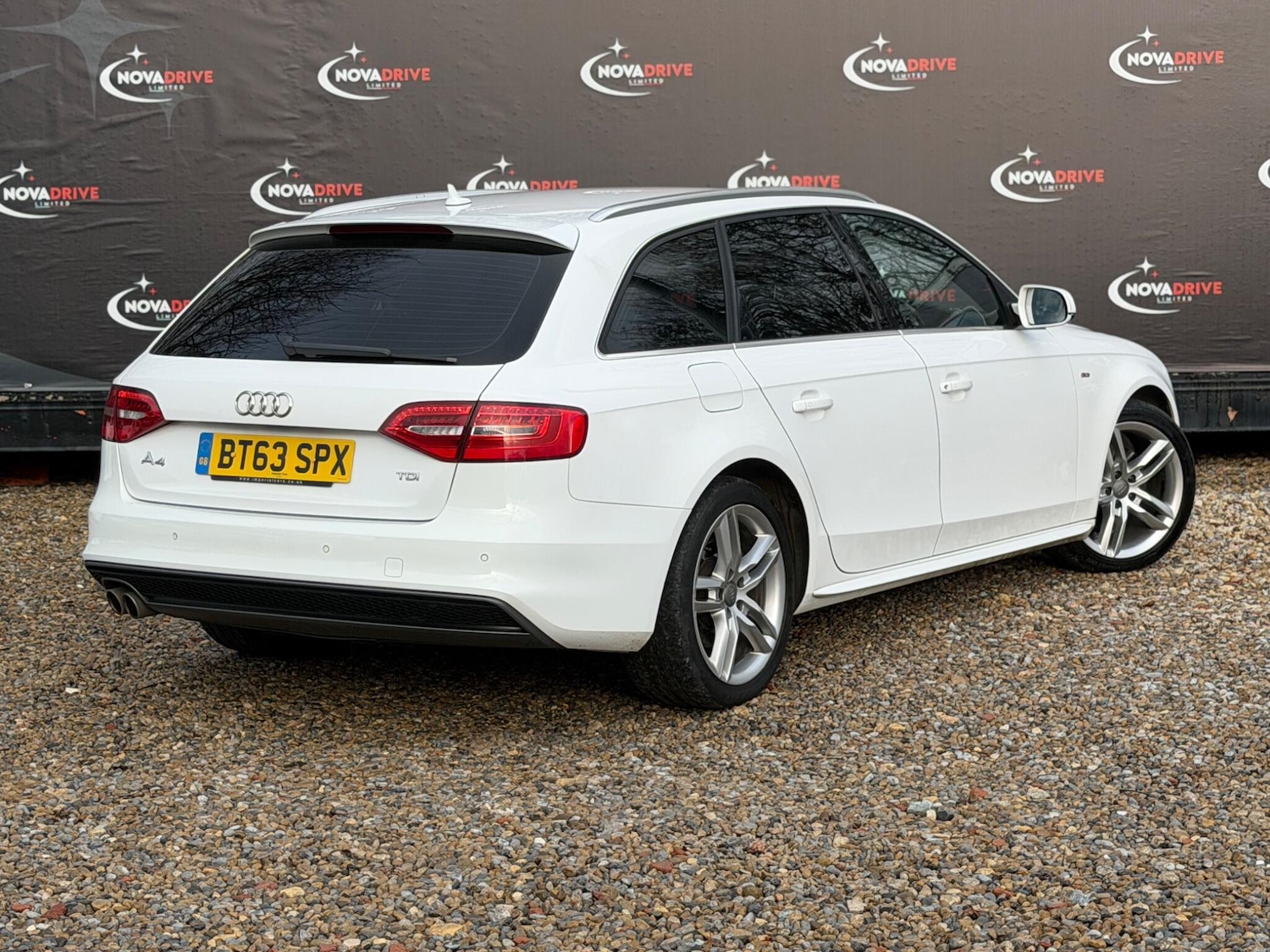 Used Audi A4 2014 for sale - 77457472: Photo 9