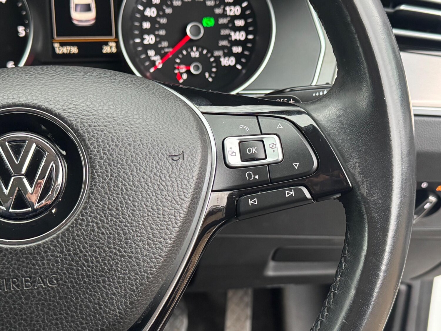 Used Volkswagen Passat 2015 for sale - 78220658: Photo 24