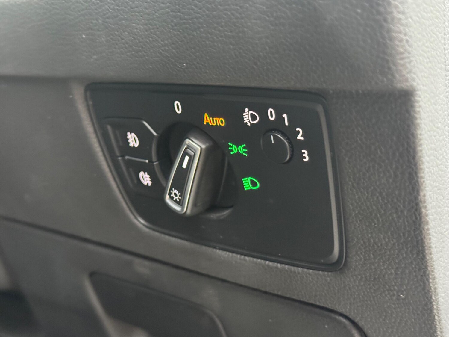 Used Volkswagen Passat 2015 for sale - 78220658: Photo 34