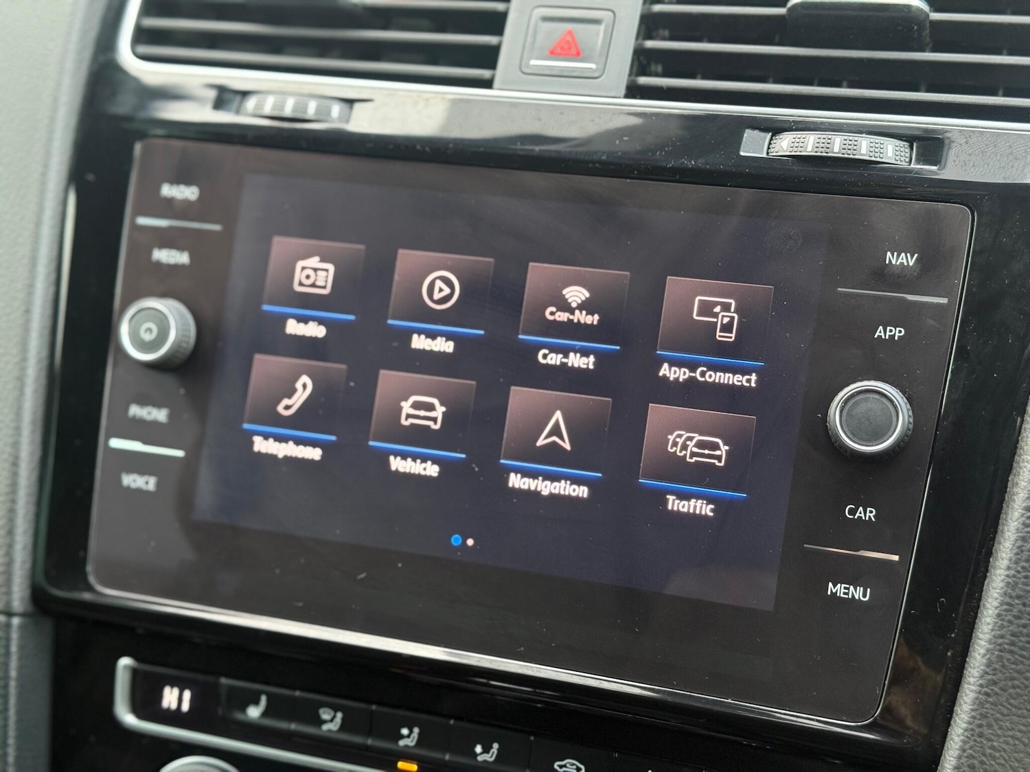 Used Volkswagen Golf 2017 for sale - 76742707: Photo 28