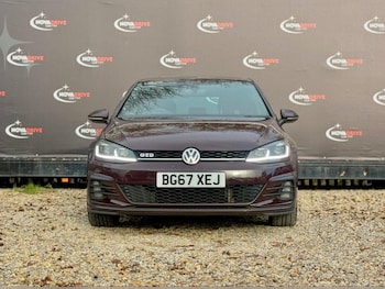Used Volkswagen Golf 2017 for sale - 76742707: Photo