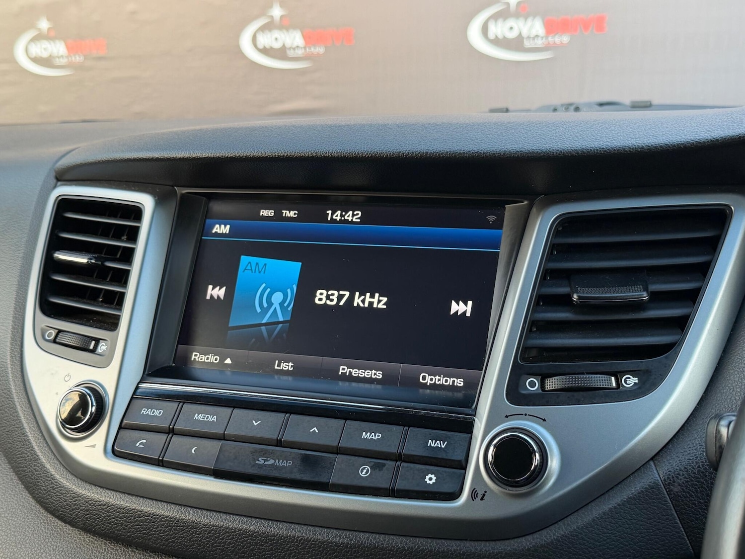 Used Hyundai TUCSON 2017 for sale - 76727745: Photo 40