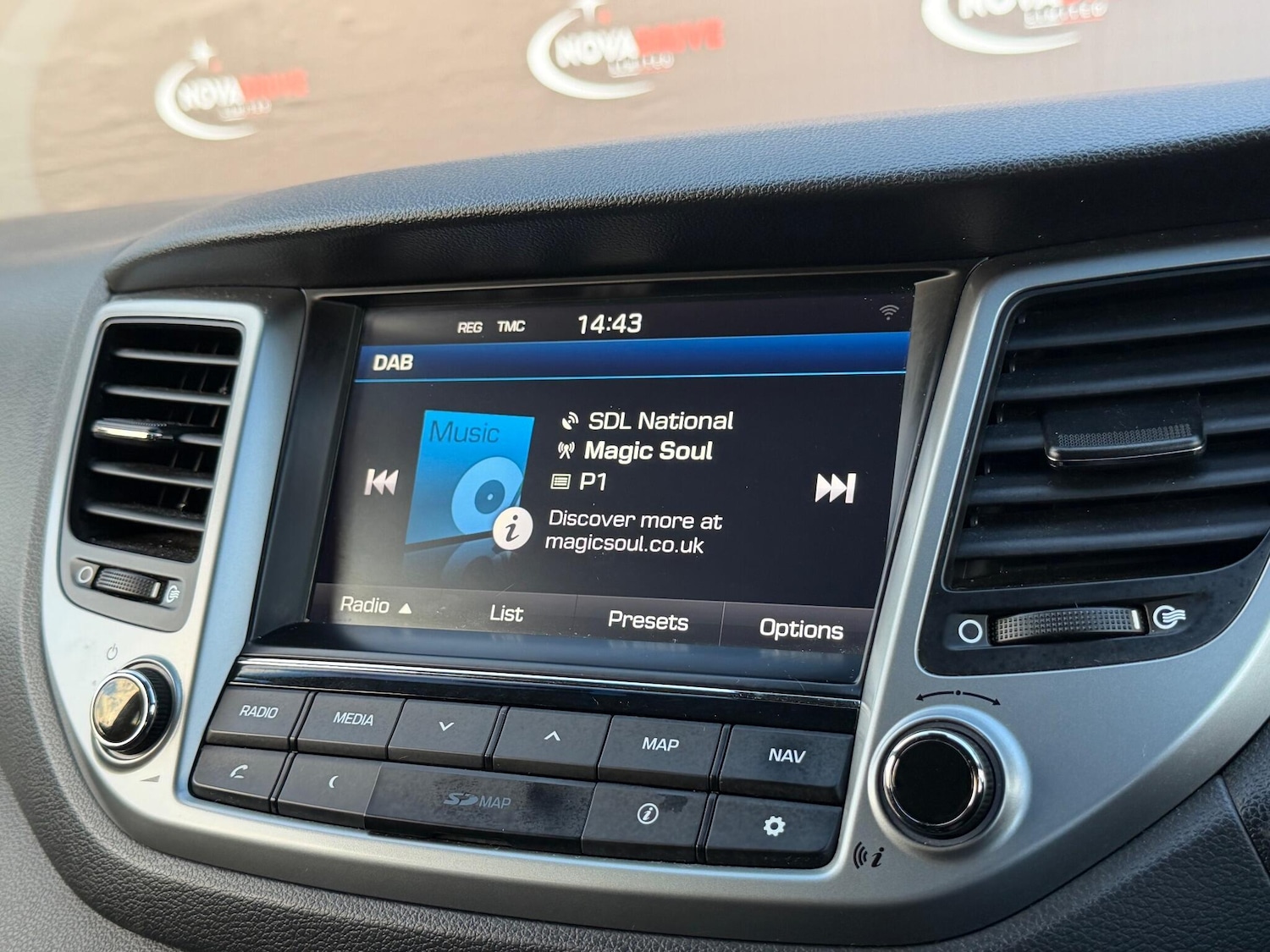 Used Hyundai TUCSON 2017 for sale - 76727745: Photo 43