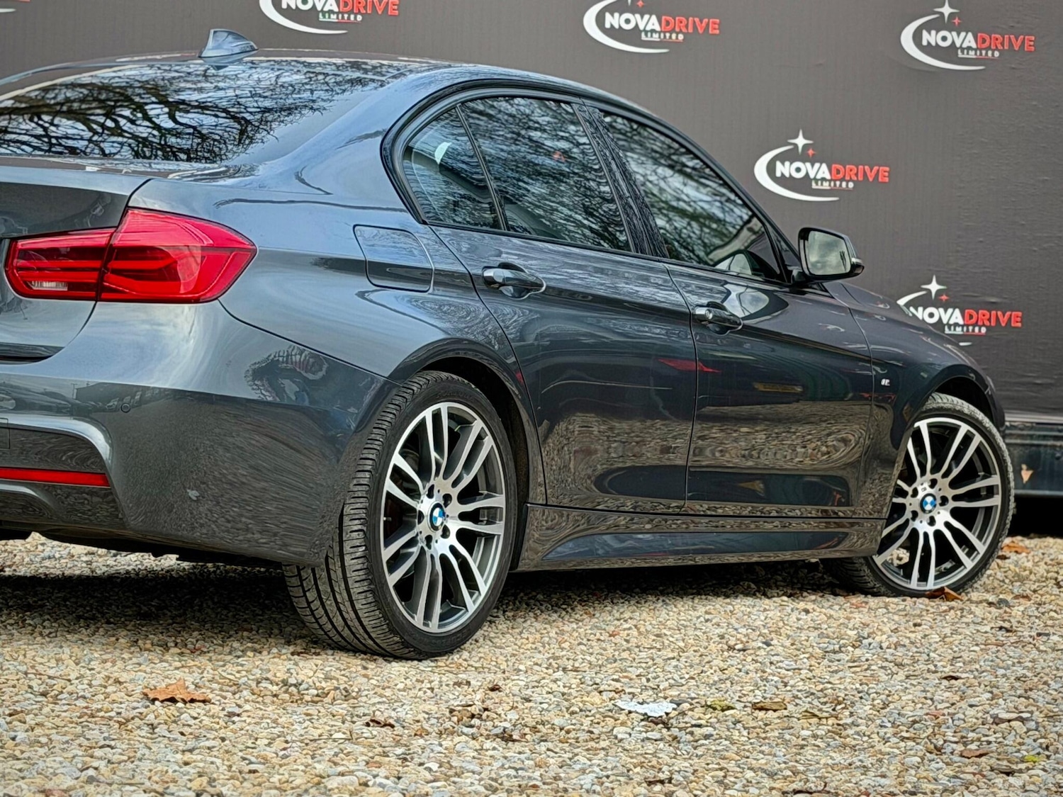 Used BMW 3 Series 2017 for sale - 77457450: Photo 12