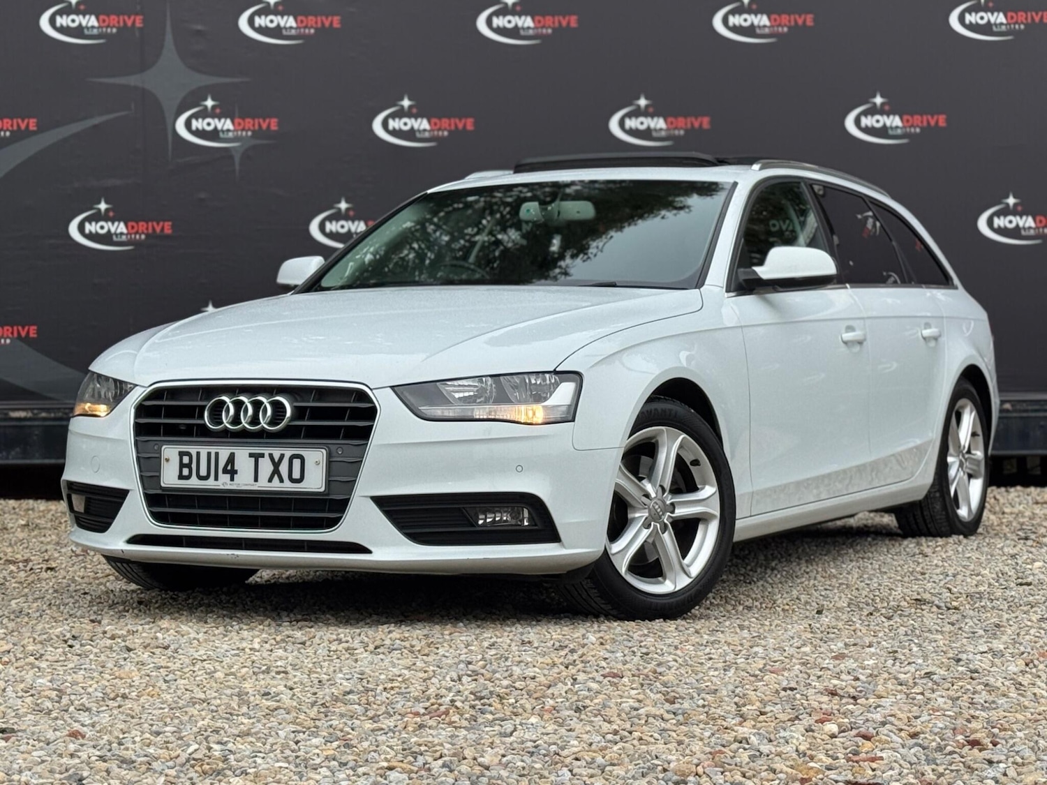 Used Audi A4 2014 for sale - 76425570: Photo 2