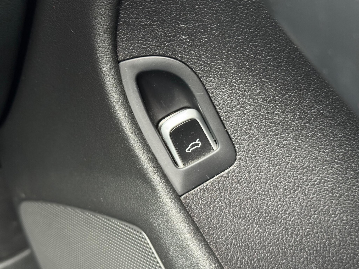 Used Audi A4 2014 for sale - 76425570: Photo 30