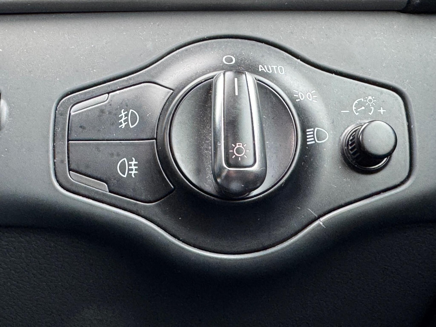 Used Audi A4 2014 for sale - 76425570: Photo 31