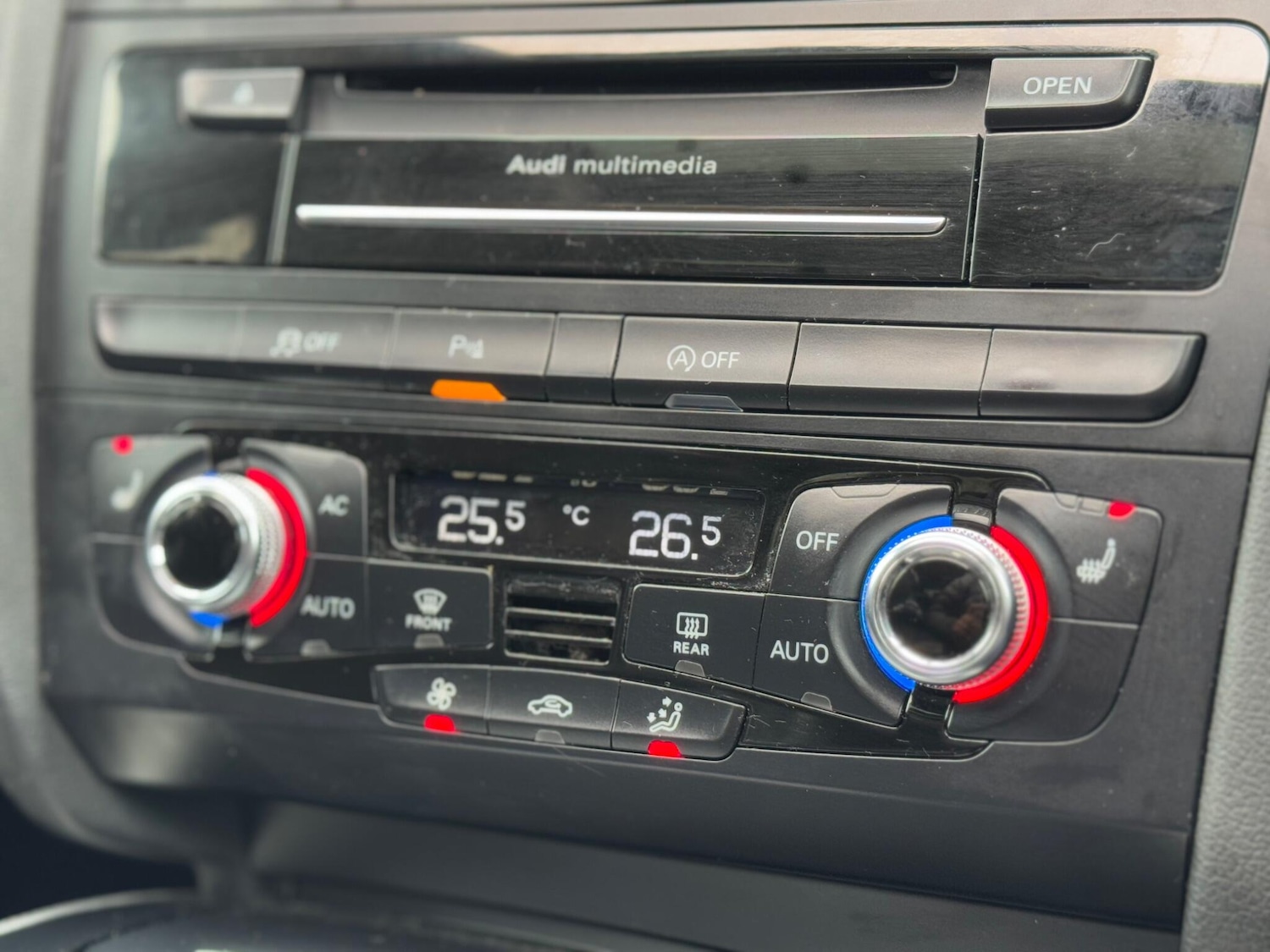 Used Audi A4 2014 for sale - 76425570: Photo 35