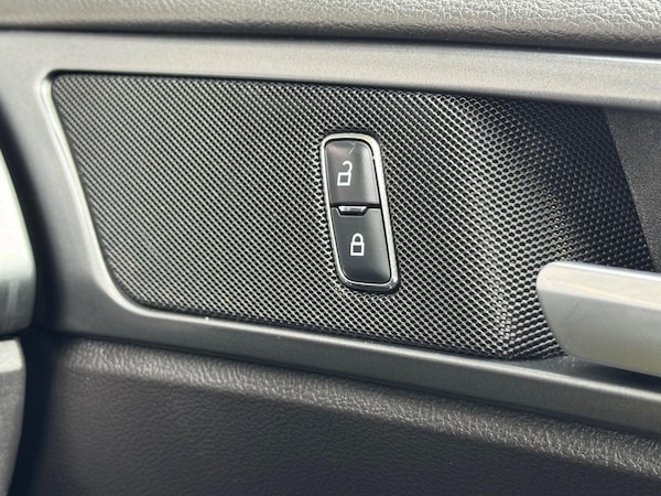 Used Ford Mondeo 2017 for sale - 76215357: Photo 29