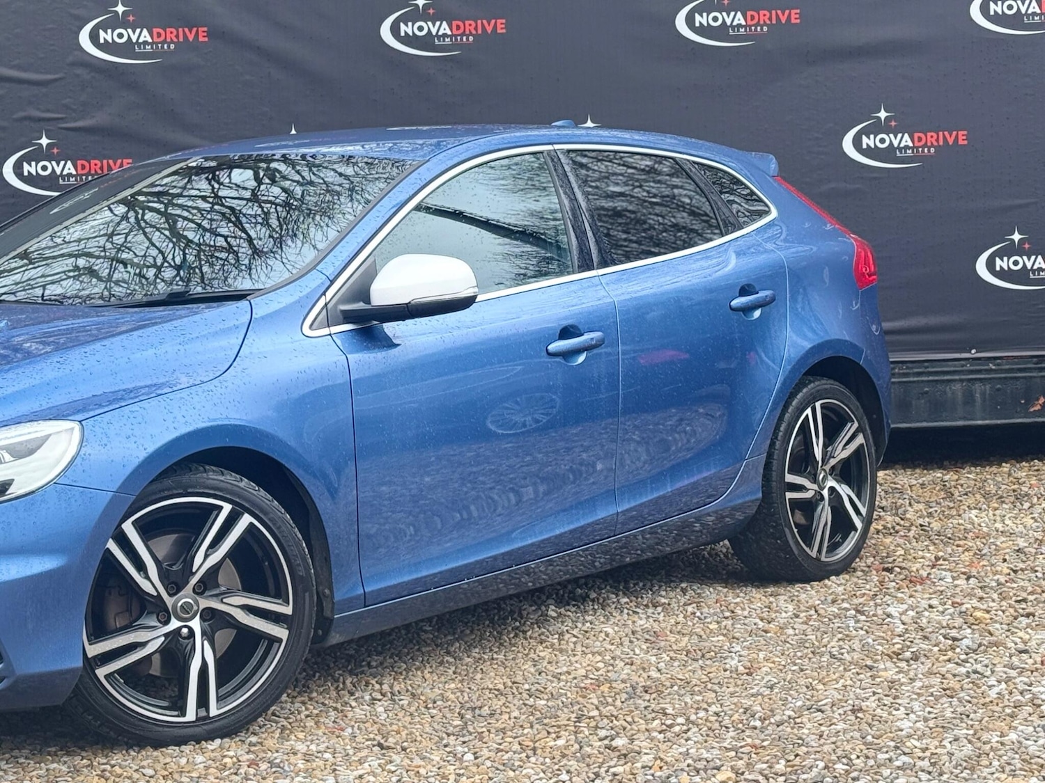 Used Volvo V40 2018 for sale - 77457464: Photo 4
