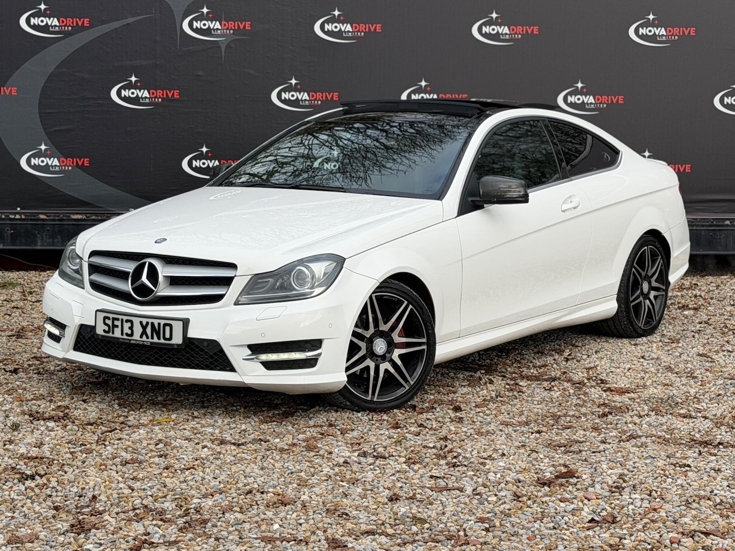 Used Mercedes-Benz C Class 2013 for sale - 76727733: Photo 1