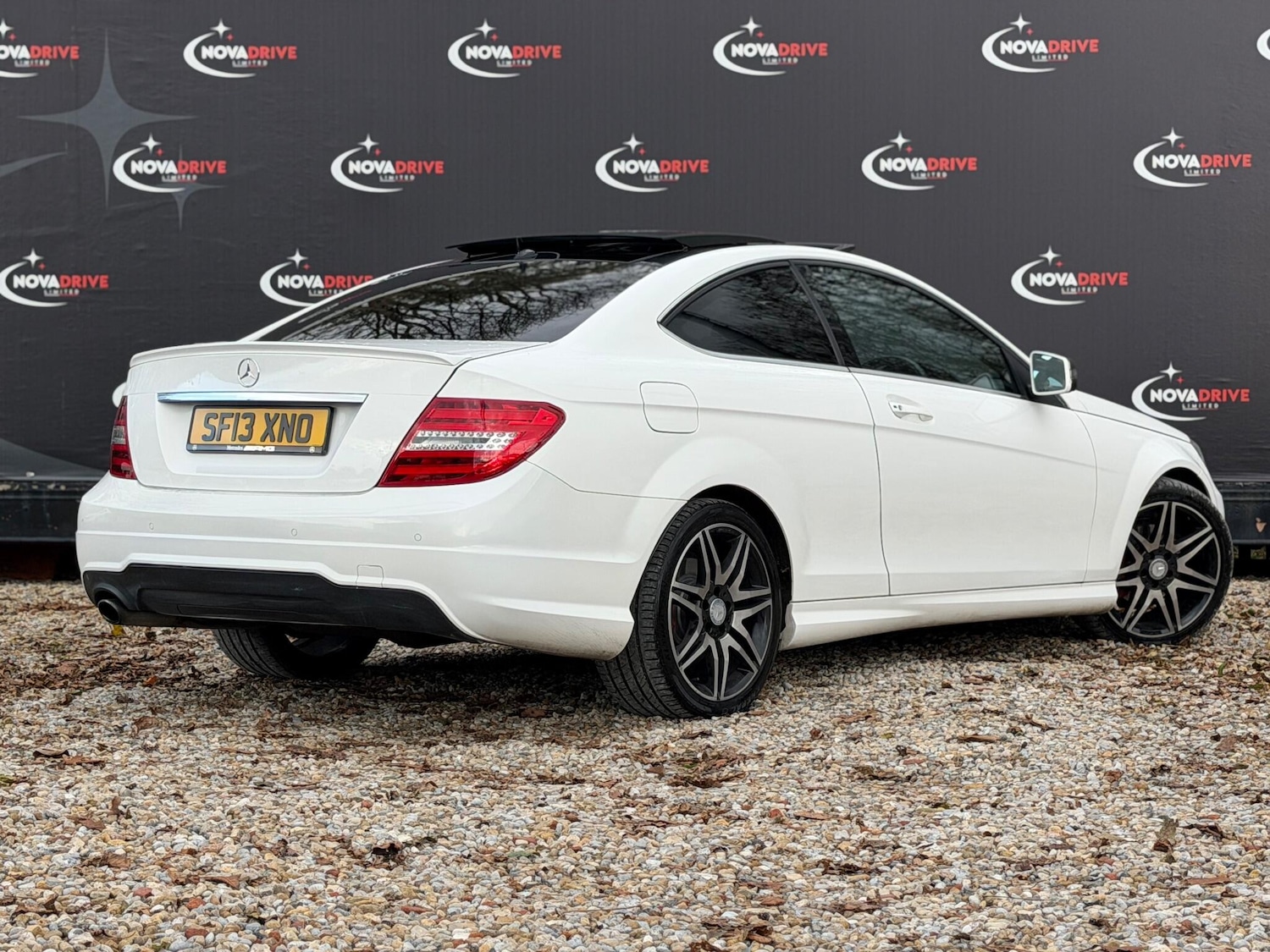 Used Mercedes-Benz C Class 2013 for sale - 76727733: Photo 10