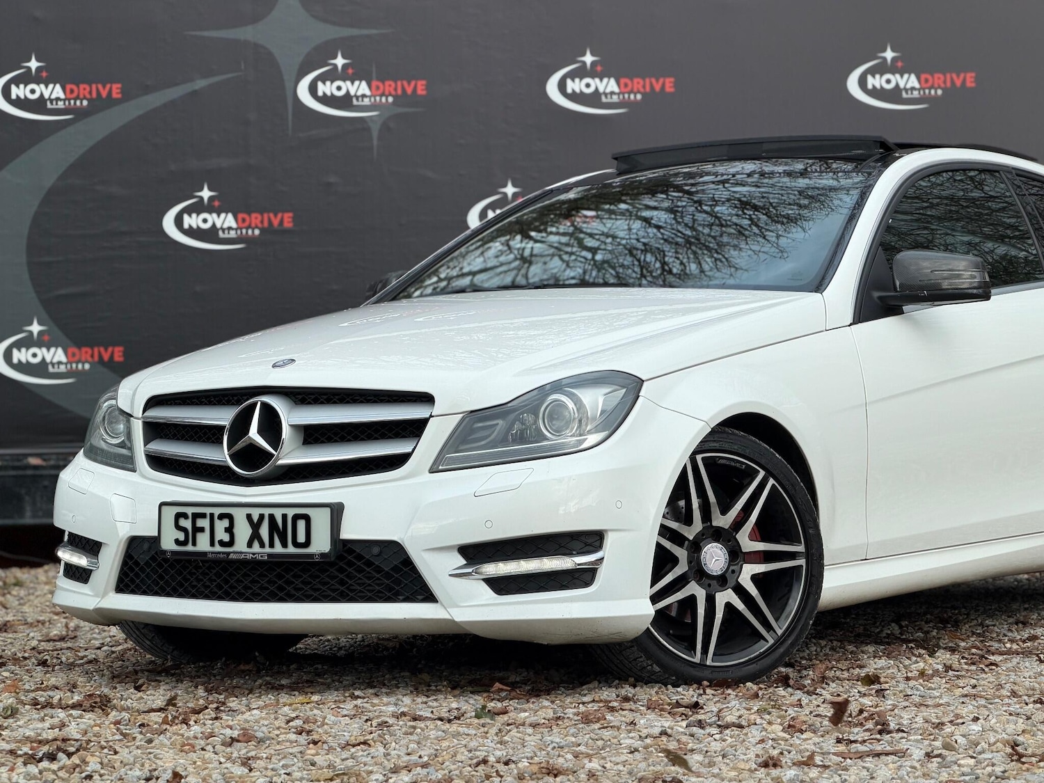 Used Mercedes-Benz C Class 2013 for sale - 76727733: Photo 4