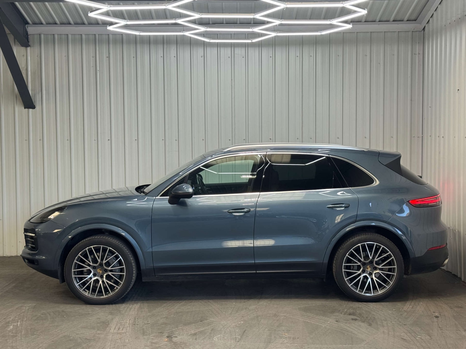 Used Porsche Cayenne 2019 for sale - 76601056: Photo 17