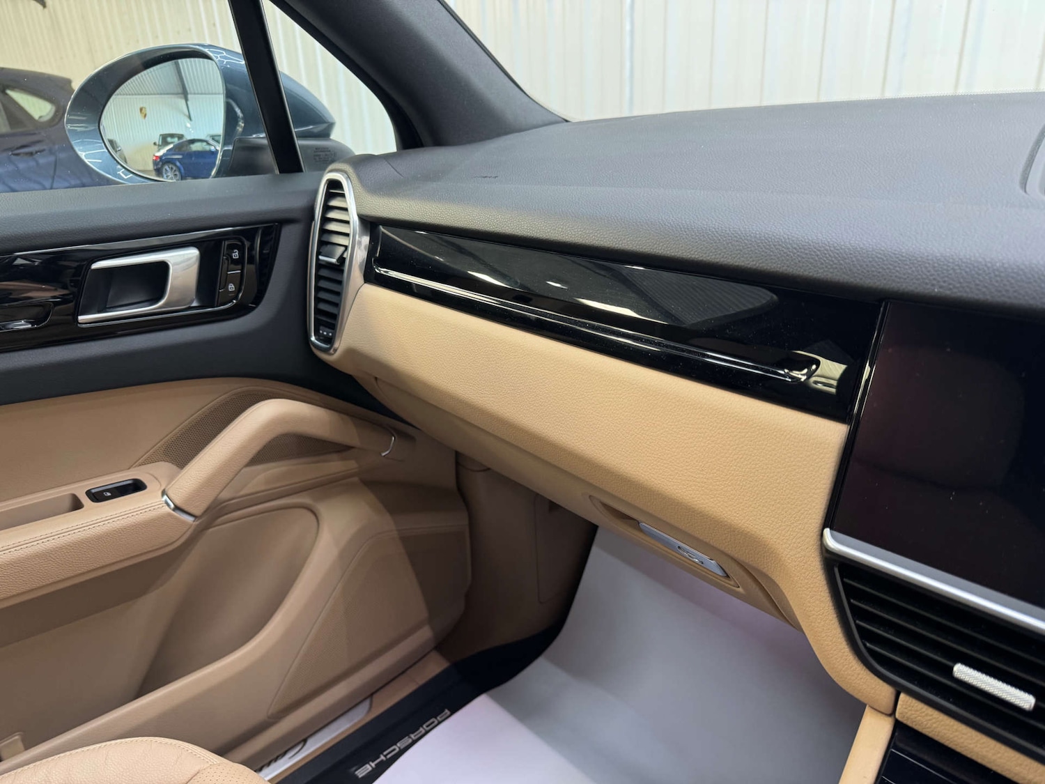 Used Porsche Cayenne 2019 for sale - 76601056: Photo 89