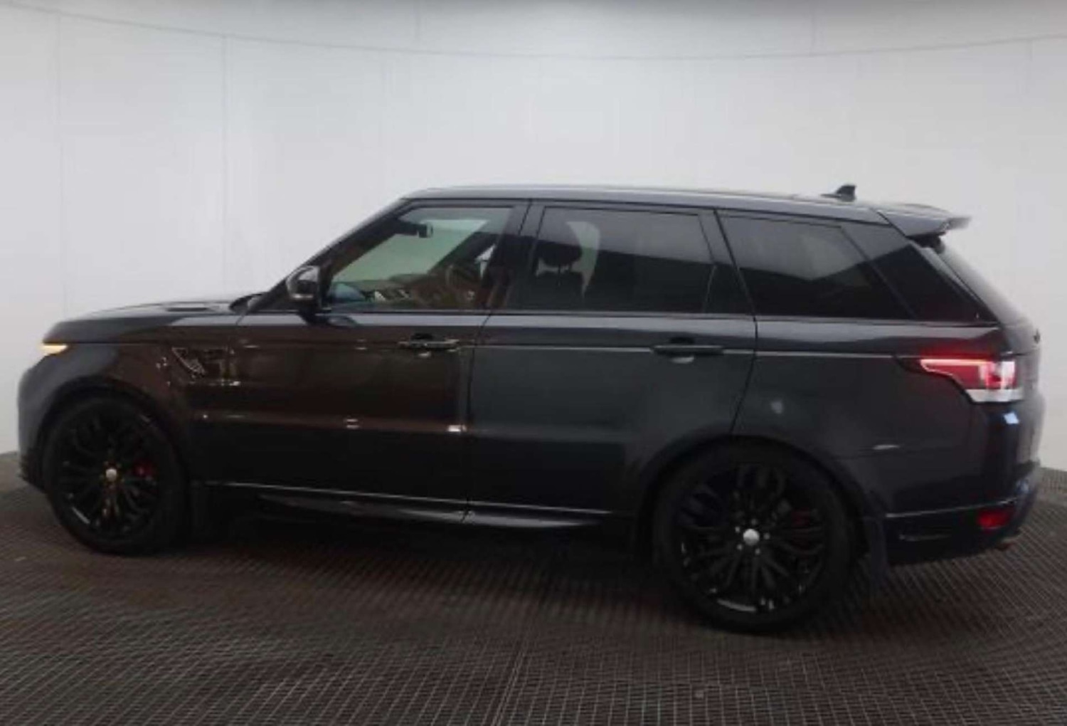 Used Land Rover Range Rover Sport 2014 for sale - 77979871: Photo 16