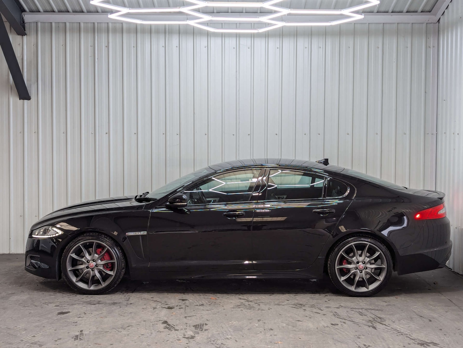 Used Jaguar XF 2014 for sale - 77044636: Photo 17