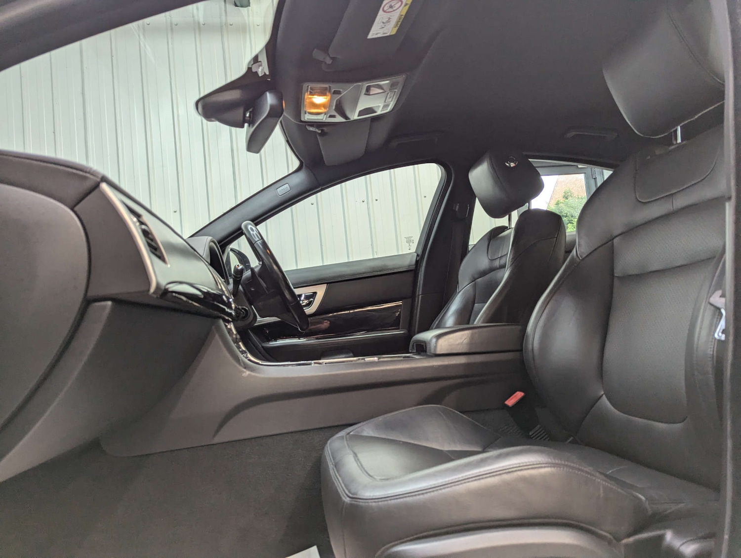 Used Jaguar XF 2014 for sale - 77044636: Photo 58