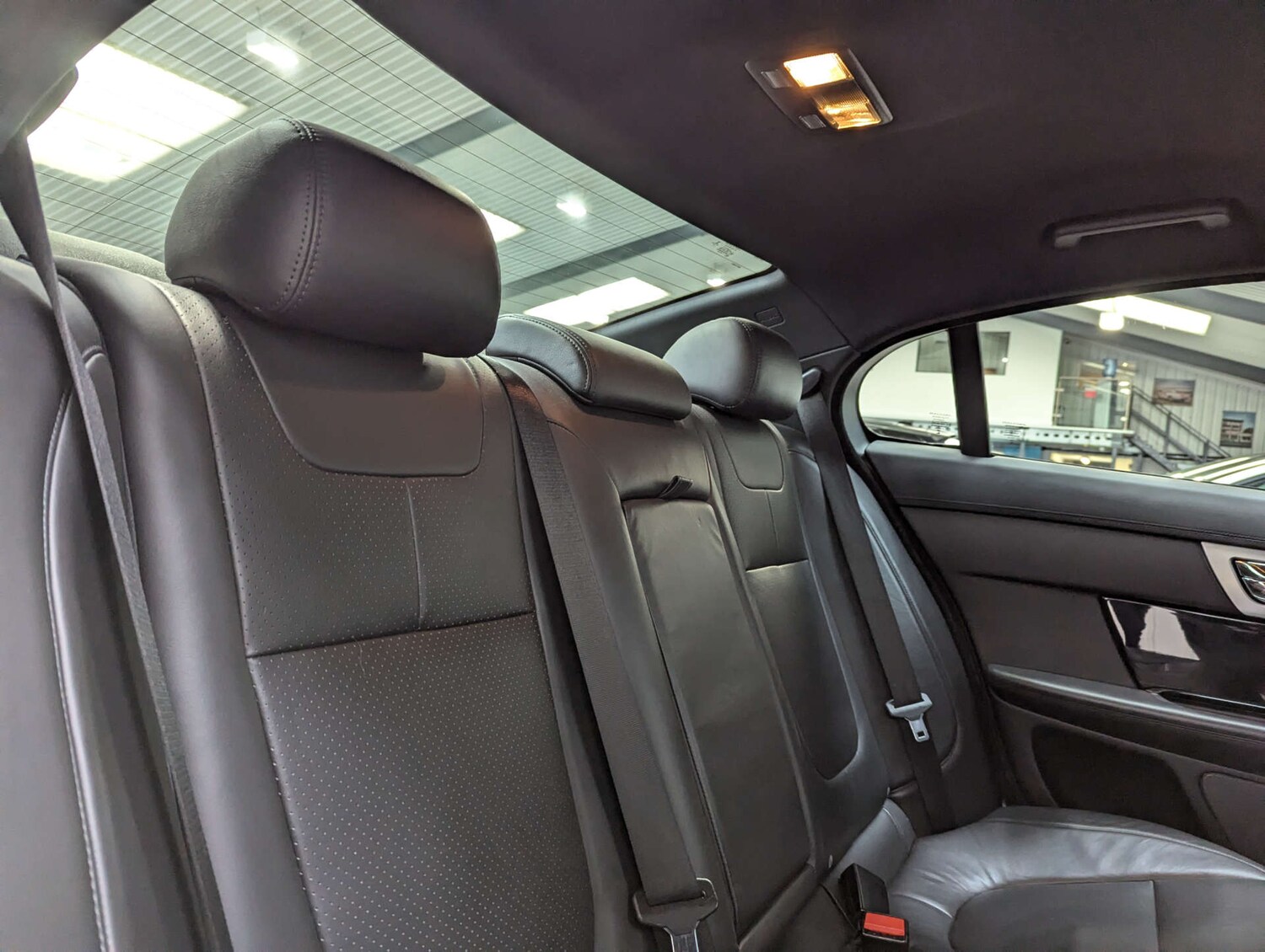 Used Jaguar XF 2014 for sale - 77044636: Photo 62