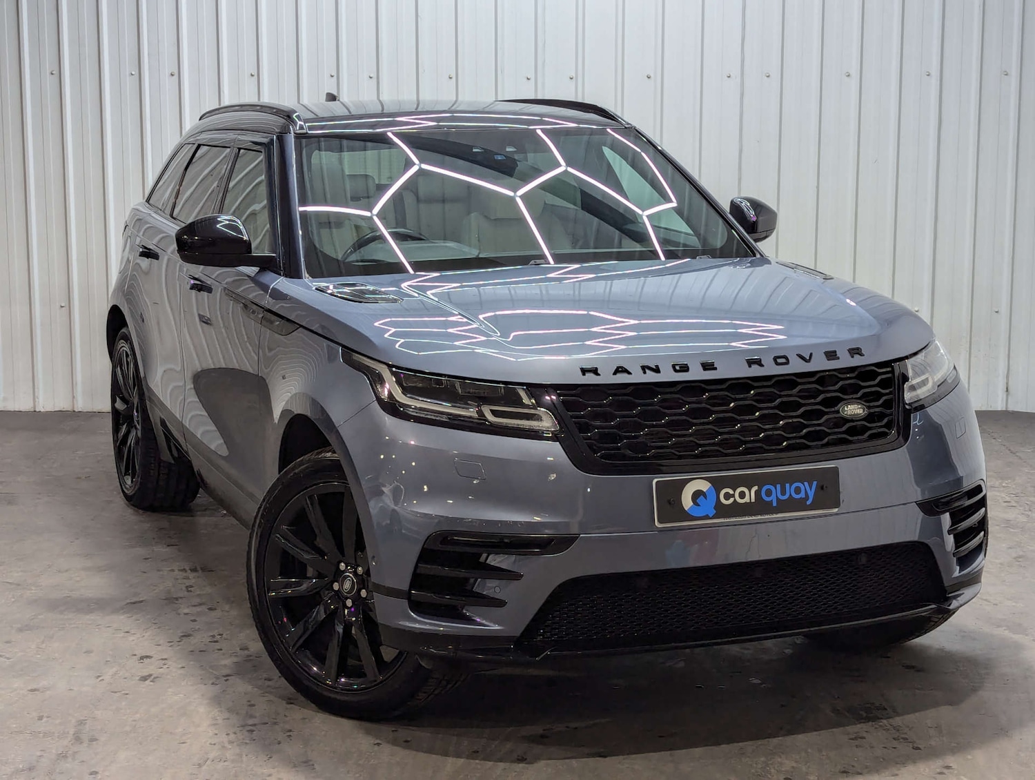 Used Land Rover Range Rover Velar 2018 for sale - 76748039: Photo 5