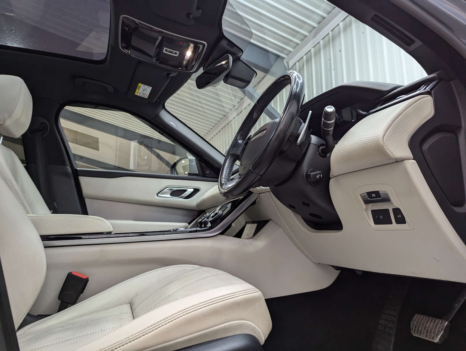 Used Land Rover Range Rover Velar 2018 for sale - 76748039: Photo 51