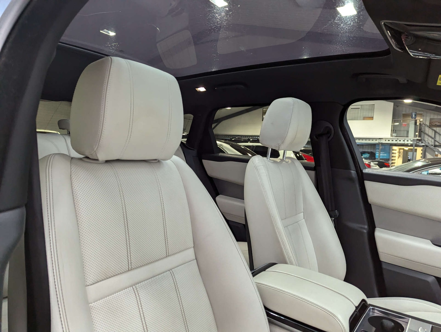 Used Land Rover Range Rover Velar 2018 for sale - 76748039: Photo 52