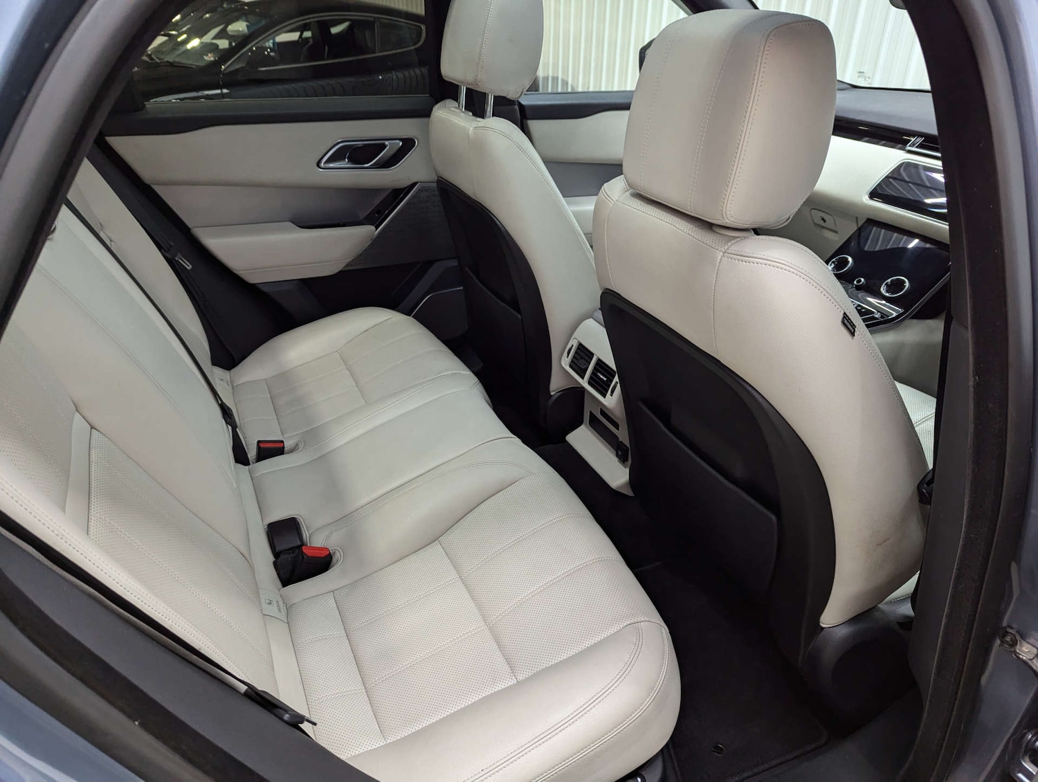 Used Land Rover Range Rover Velar 2018 for sale - 76748039: Photo 61