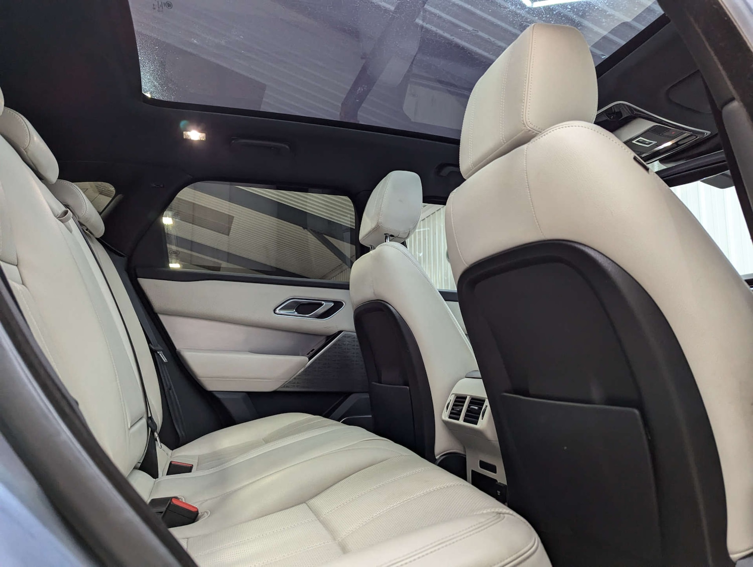 Used Land Rover Range Rover Velar 2018 for sale - 76748039: Photo 62