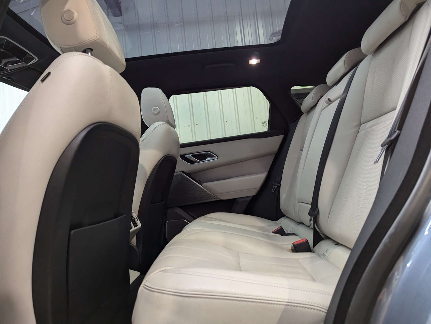 Used Land Rover Range Rover Velar 2018 for sale - 76748039: Photo 70