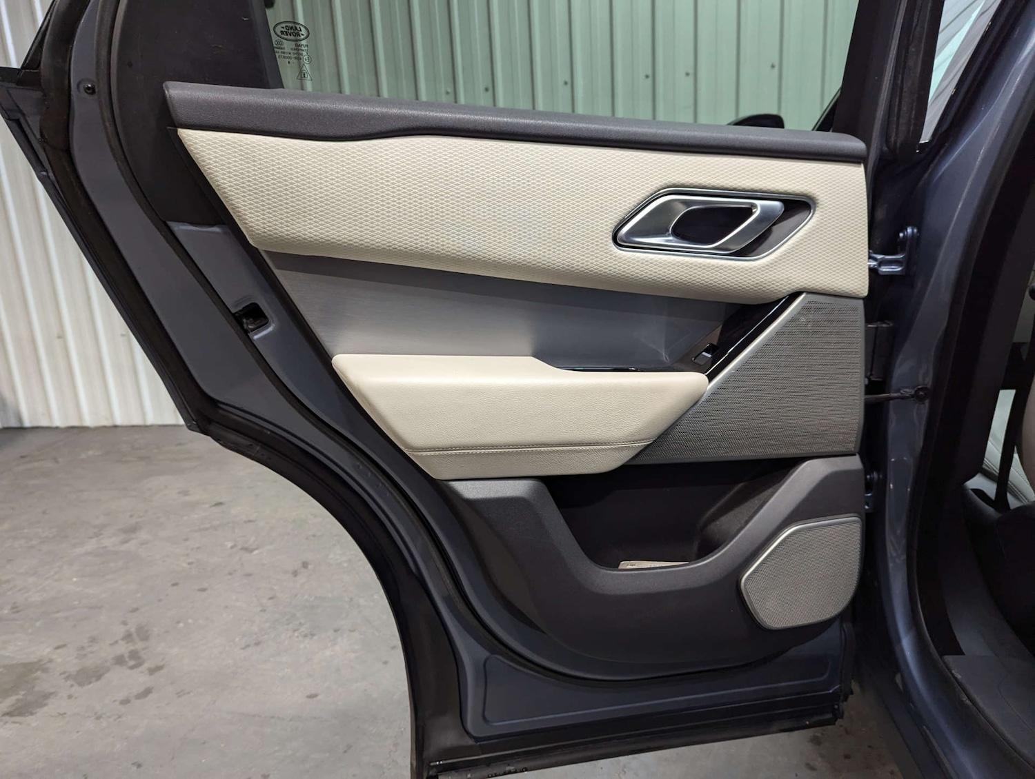 Used Land Rover Range Rover Velar 2018 for sale - 76748039: Photo 71